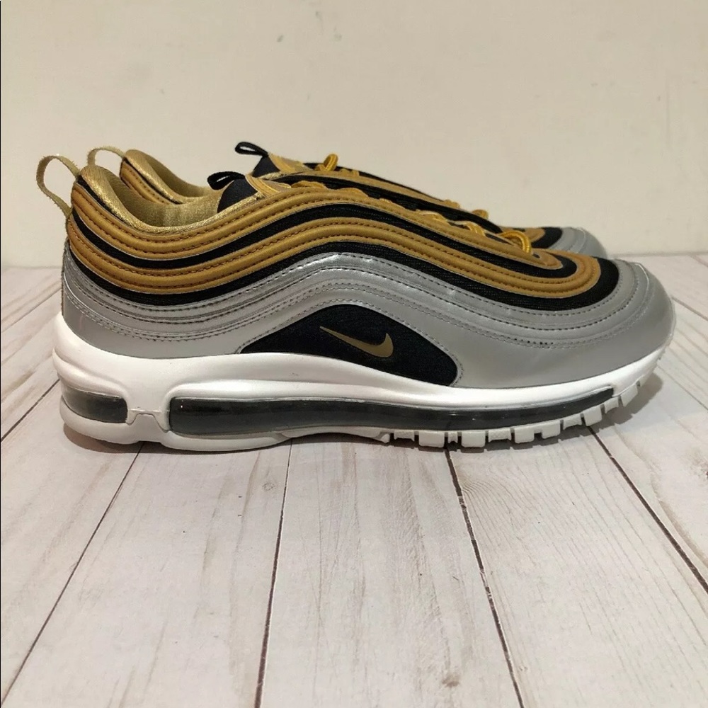 🔴SOLD🔴Nike Air Max 97 SE Limited Metallic Gold - Picture 1 of 8